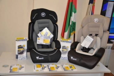 U TOKU PRIJAVE ZA DODELU BESPLATNIH AUTO-SEDIŠTA  NA SAVSKOM VENCU!