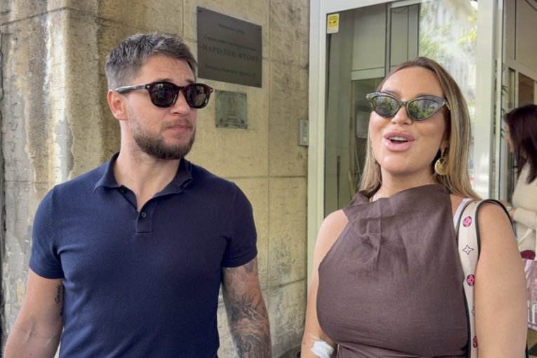 Iva i Joca napustili porodilište