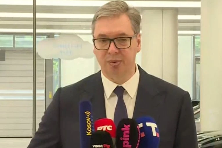 TREĆI DAN ISTORIJSKE POSETE: Direktno iz fabrike automobila - obraća se predsednik Vučić iz Kine!