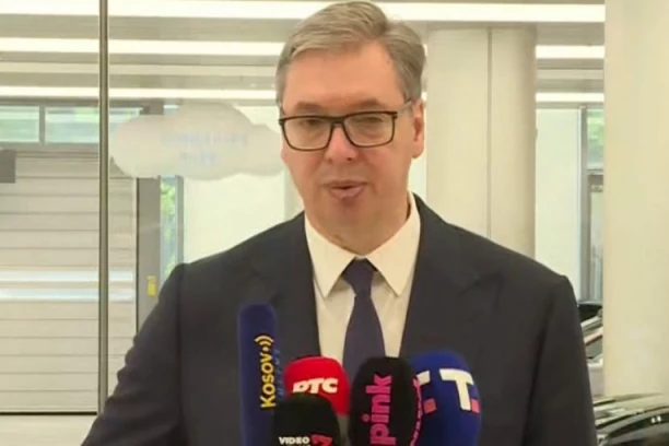 TREĆI DAN ISTORIJSKE POSETE: Direktno iz fabrike automobila - obraća se predsednik Vučić iz Kine!