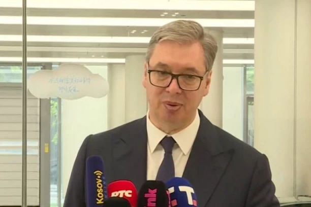 TREĆI DAN ISTORIJSKE POSETE: Direktno iz fabrike automobila - obraća se predsednik Vučić iz Kine: Danas sam mnogo toga mogao da naučim!
