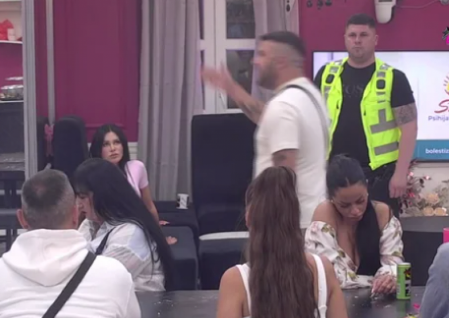 ASMIN SE NAJBRUTALNIJE IŽIVLJAVAO NAD MAJINIM TELOM: Ona URLALA od bolova, ali nije mogla da se OBUZDA!