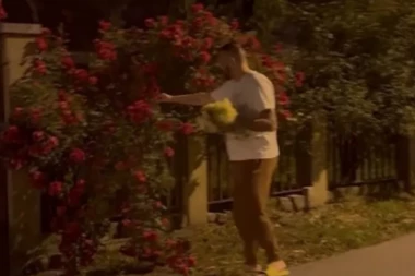 OBJAVLJEN PRIVATNI SNIMAK SLOBE VASIĆA: Nakon LEČENJA u bolnici "Laza Lazarević", isplivalo sve iz telefona, evo kako se ZAISTA ponaša! (VIDEO)