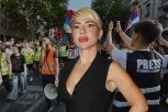 ŠOK! Jovana Jeremić upala među BLOKADERE - evo šta se odmah dogodilo! (VIDEO)
