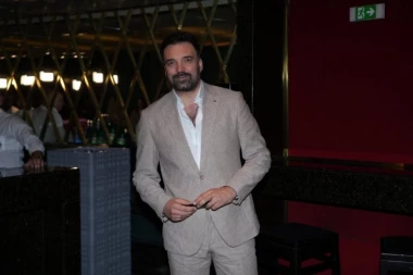 ZAVRŠIO SAM U URGENTNOM: Zbog povrede Ivana Bosiljčića bila prekinuta predstava