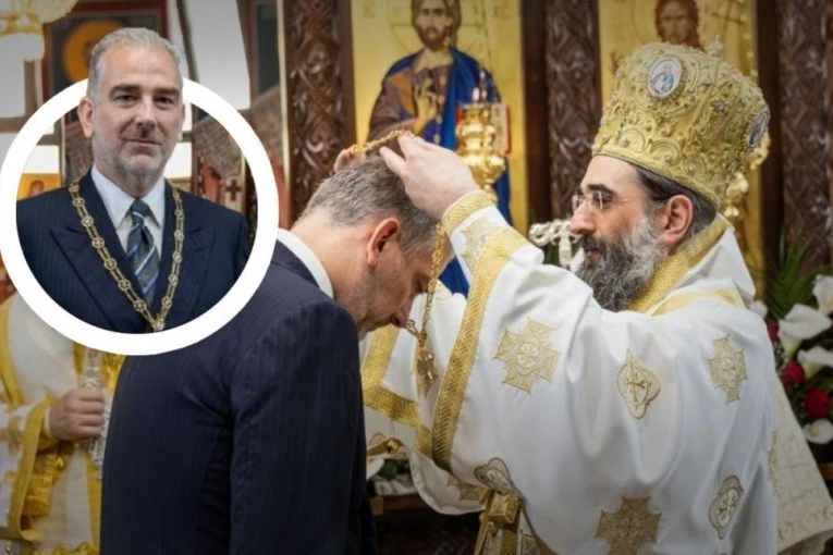 DODELJENO VISOKO CRKVENO ODLIKOVANJE: Vladika Arsenije odlikovao direktora Uprave za saradnju s crkvama i verskim zajednicama