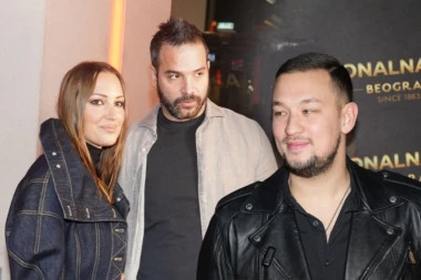 OVAKO PRIJA PADA U TRANS KAD FILIP PEVA: Živojinović ukrstio glas s kolegom svoje supruge, istopio joj srce! (VIDEO)