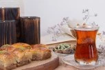NAJBOLJA BAJRAMSKA BAKLAVA PO STARINSKOM RECEPTU: Sočna domaća poslastica koja se pamti dugo nakon praznika