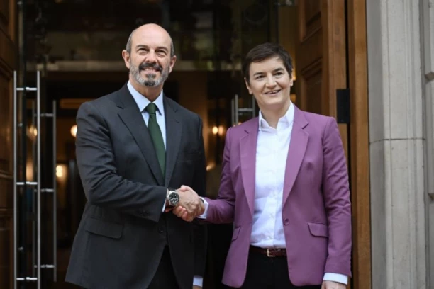 ANA BRNABIĆ U ŠPANIJI: Zahvaljujem na principijelnom stavu po pitanju KiM, i na učešću na Ekspo! (FOTO)