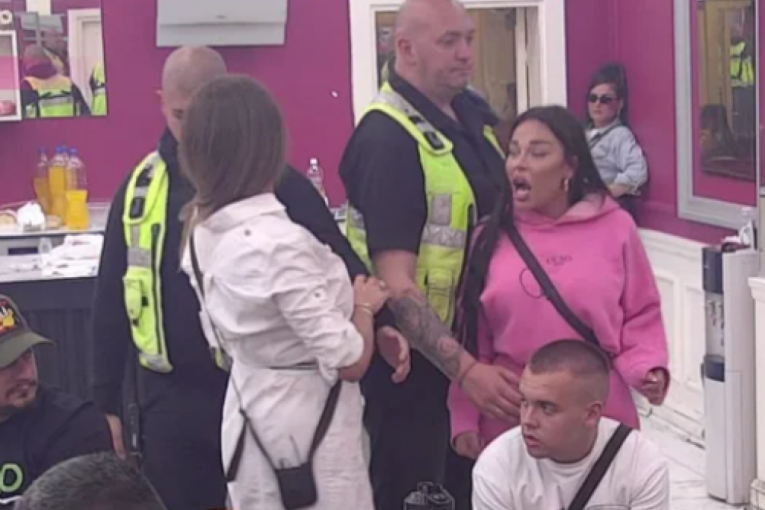 Milena Kačavenda i Sofija Janićijević