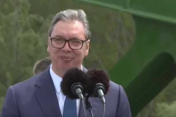 ŠTO VUČIĆ OBEĆA, TO I ISPUNI! Građani ga pozvali da poseti Orlovat, uskoro će biti tamo!