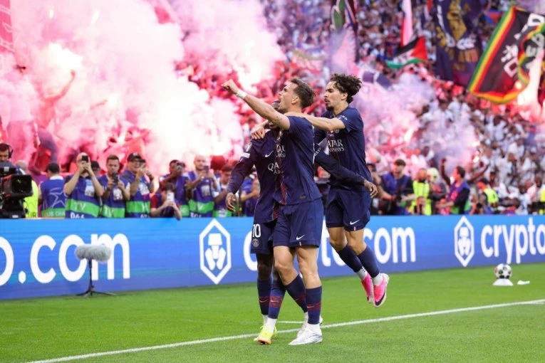 PSŽ JE PRVAK EVROPE: Arsenal opet stao na korak do sna!