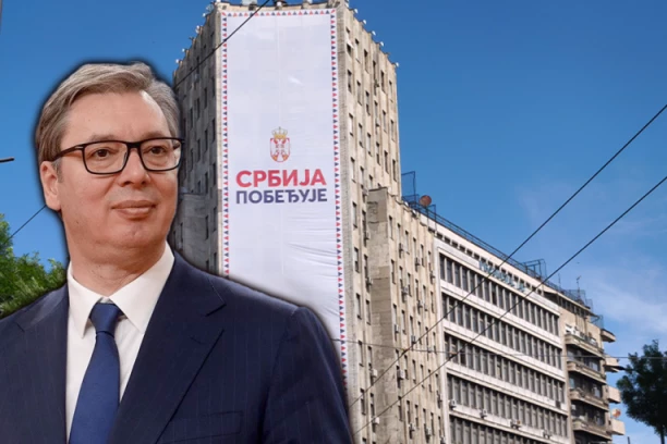 UKLONJEN BANER "SRBIJA POBEĐUJE" SA PALATE ALBANIJA! Blokaderi se odmah razišli, Vučić je imao PORUKU ZA SVE!