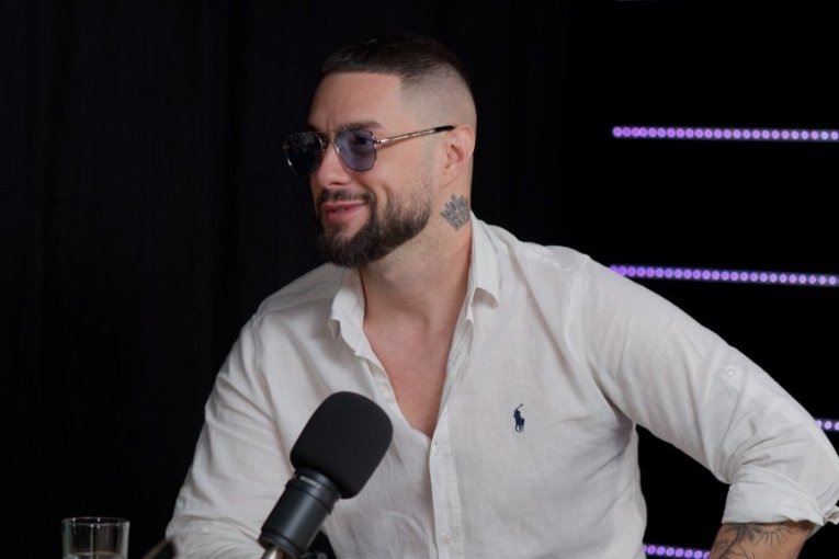 Xander/Hotcast/Ognjen Bogdanović
