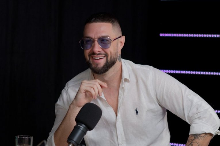 Xander/Hotcast/Ognjen Bogdanović