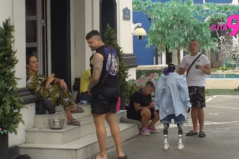 Učesnici razgovaraju sa Tošom!