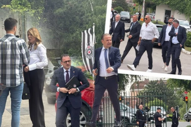 NJEGA NIKO NIJE VIDEO: Počela sudbonosna Skupština Partizana (FOTO, VIDEO)