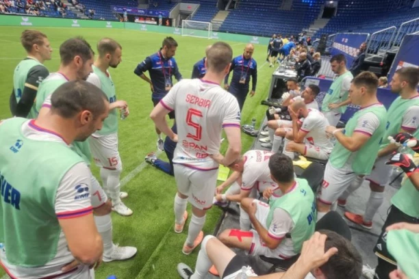 NOVI HLADAN TUŠ ZA ORLOVE: Grčkoj nakon VAR-a priznat pogodak za 2:0!