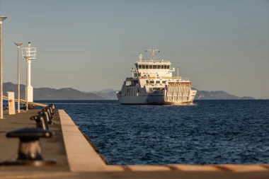 HITNO SE UKIDA TRAJEKTNA LINIJA KAMENARI - LEPETANE! Obustava kreće OVOG datuma, mole se građani i turisti da planiraju svoja putovanja u skaldu sa novonastalom situacijom!