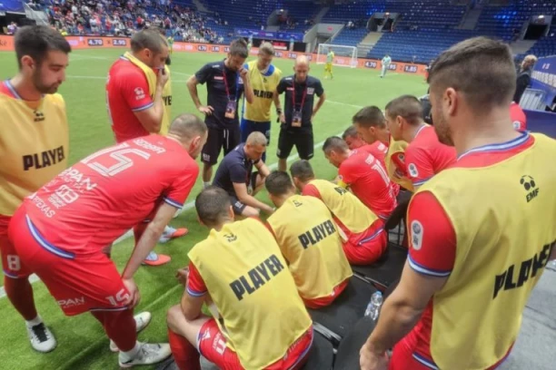 KREĆE DRUGO POLUVREME: Srbiju 25 minuta deli od polufinala Evropskog prvenstva!
