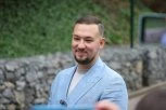"PONEO ME JE NOVAC, SVAKO PROĐE KROZ TO!" Uroš Živković ogolio dušu o SKANDALIMA na početku karijere: Udario mu je uspeh u glavu, a evo KO GA JE SPASIO!