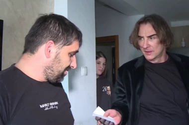 Željko Mitrović u Trebinju uručio pomoć samohranom ocu: ‘Najvažnije je da deca odrastaju bez mržnje’!