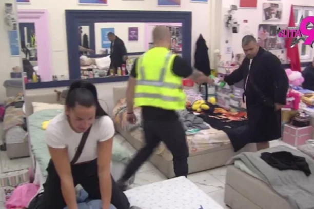 NAJMORBIDNIJE REČI BORE SATANE: Podivljali voditelj terorisao Boginju, nezapamćeni HAOS!