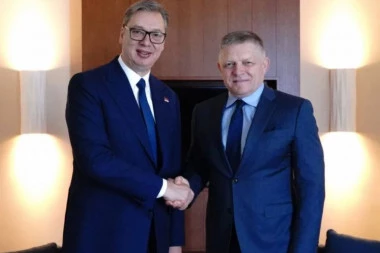 DANAŠNJA GLAVNA TEMA - PROŠIRENJE EU! Vučić se sastao s Ficom u Tivtu!