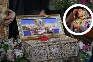 Molitva Presvetoj Bogorodici pred Njenim časnim Pojasom