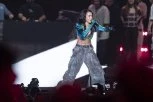 SVETSKA ZVEZDA POKORILA UŠĆE! Inna se obratila NA ČISTOM SRPSKOM, publika vrišti u transu! (VIDEO)
