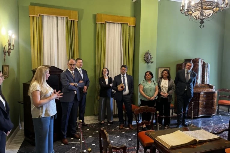 MACUT RAZGOVARAO SA AMBASADORIMA: Tema susreta situacija na Kosovu i Metohiji kao i izazovi naših građana
