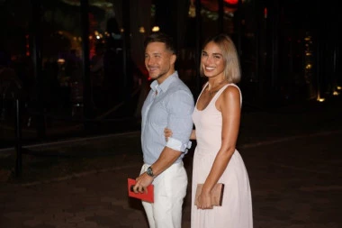 LEPA ZORANA UZELA SAŠINO PREZIME: Pogledajte novi snimak s venčanja - ovako mu je izgovorila sudbonosno "da" (VIDEO)