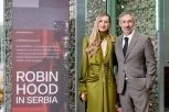 ZAVIRITE U SVET IZA KAMERE GLOBALNOG HITA: Izložba “Robin Hud u Srbiji“ svečano otvorena u Beogradu