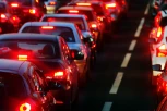 LANČANI SUDAR NA AUTO-PUTU KOD UBA! Saobraćaj u zastoju! (VIDEO)