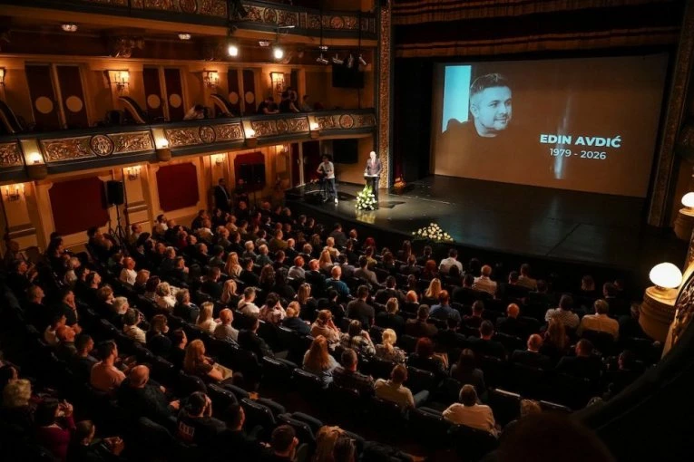 (LIVE STREAM) STIGAO JE ŽELJKO OBRADOVIĆ: Žoc na poslednjem oproštaju od Edina Avdića