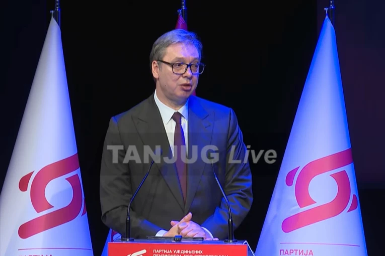 OBRAĆA SE VUČIĆ:  Predsednik Srbije na svečanom delu izborne skupštine PUPS -  "To jeste veliki uspeh!"
