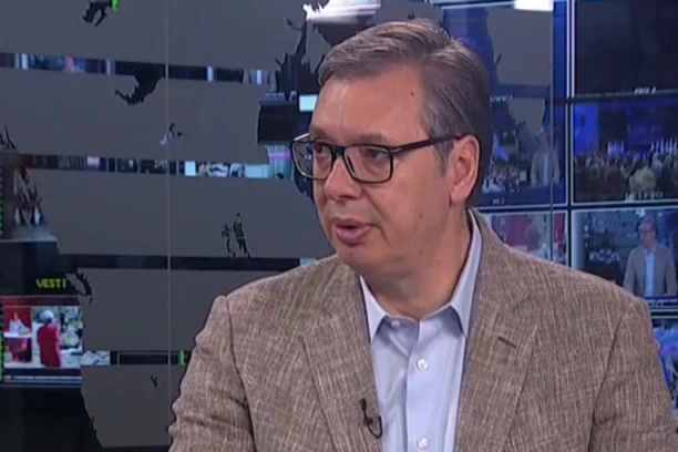 "NA RADIO BEOGRADU GOSTOVAO SAM PRE TAČNO 18 GODINA": Vučić: Žao mi je što moji protivnici iz tadašnjeg nastupa nisu nešto naučili (VIDEO)
