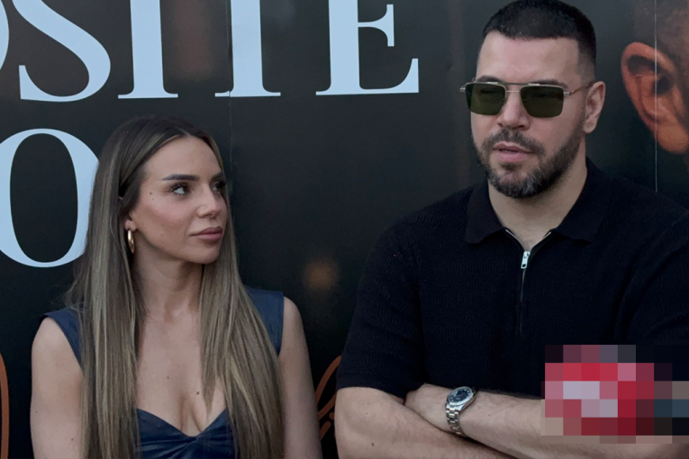 Ivana Pavković i Petar Mitić na promociji pesme Nebojše Vojvodića