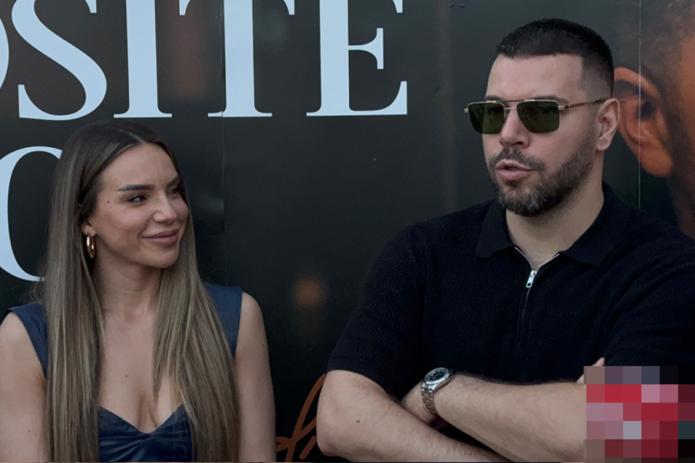 Ivana Pavković i Petar Mitić na promociji pesme Nebojše Vojvodića