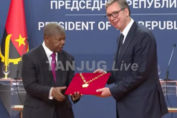 CEREMONIJA URUČENJA ODLIKOVANJA U PALATI SRBIJE! Predsednik Vučić odlikovan Ordenom Agostina Neta za veliko prijateljstvo (FOTO, VIDEO)