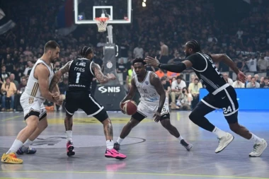 ANALIZA: KAKO JE KK PARTIZAN ODJEDNOM POKAZAO ZUBE? Kad "valjak“ samelje Dubai na svoj način i zadrži nadu u finalu ABA lige