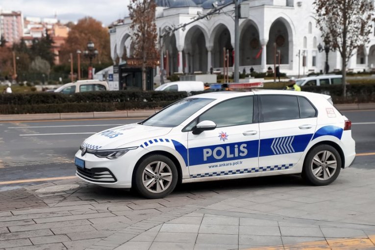 Turska policija