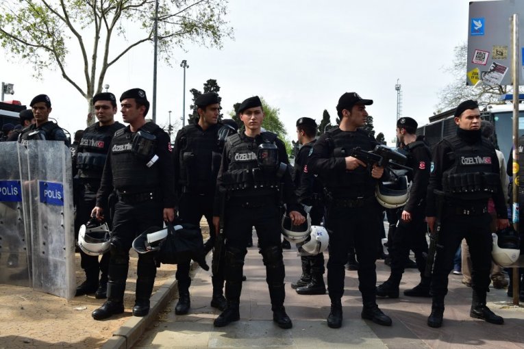 Turska policija