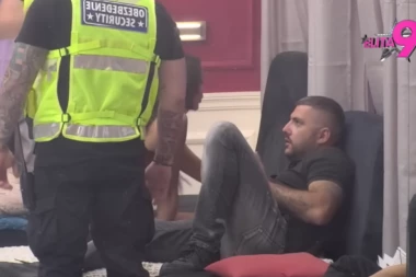 OBEZBEĐENJE JEDVA IZVUKLO MAJU MARINKOVIĆ IZ KANDŽI PODIVLJALOG ASMINA! Zaustavljen program, voditelj sve stopirao zbog haosa!