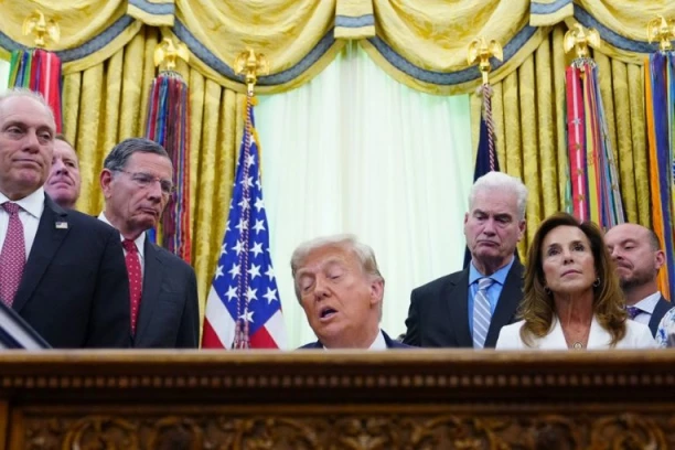 DONALD TRAMP U NEVERICI: Kartu broj 1 za Svetsko prvenstvo nije dobio ni predsednik Amerike, ni FIFA, ni političar, već...