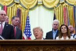 DONALD TRAMP U NEVERICI: Kartu broj 1 za Svetsko prvenstvo nije dobio ni predsednik Amerike, ni FIFA, ni političar, već...
