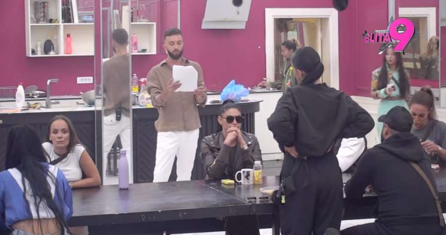 ČLAN PRODUKCIJE UNEO INFORMACIJU O TRUDNOJ ANITI: Luka zanemeo - Aneli pobesnela! (VIDEO)