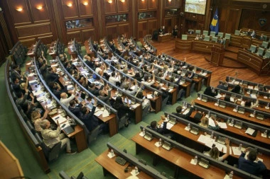Lažna država ostaje bez predsednika?