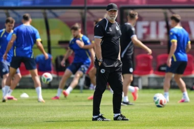 BOSANCI ŽESTOKO PONIŽENI! Komšije u šoku pred meč sa Kanadom - ovome se nisu nadali!