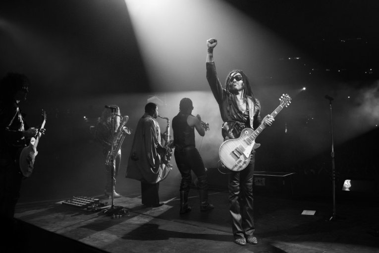  Lenny Kravitz 